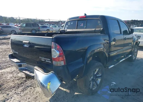 2014 Toyota Tacoma Prerunner V6 z USA, uszkodzony, nr VIN 3TMJU4GN3EM169614